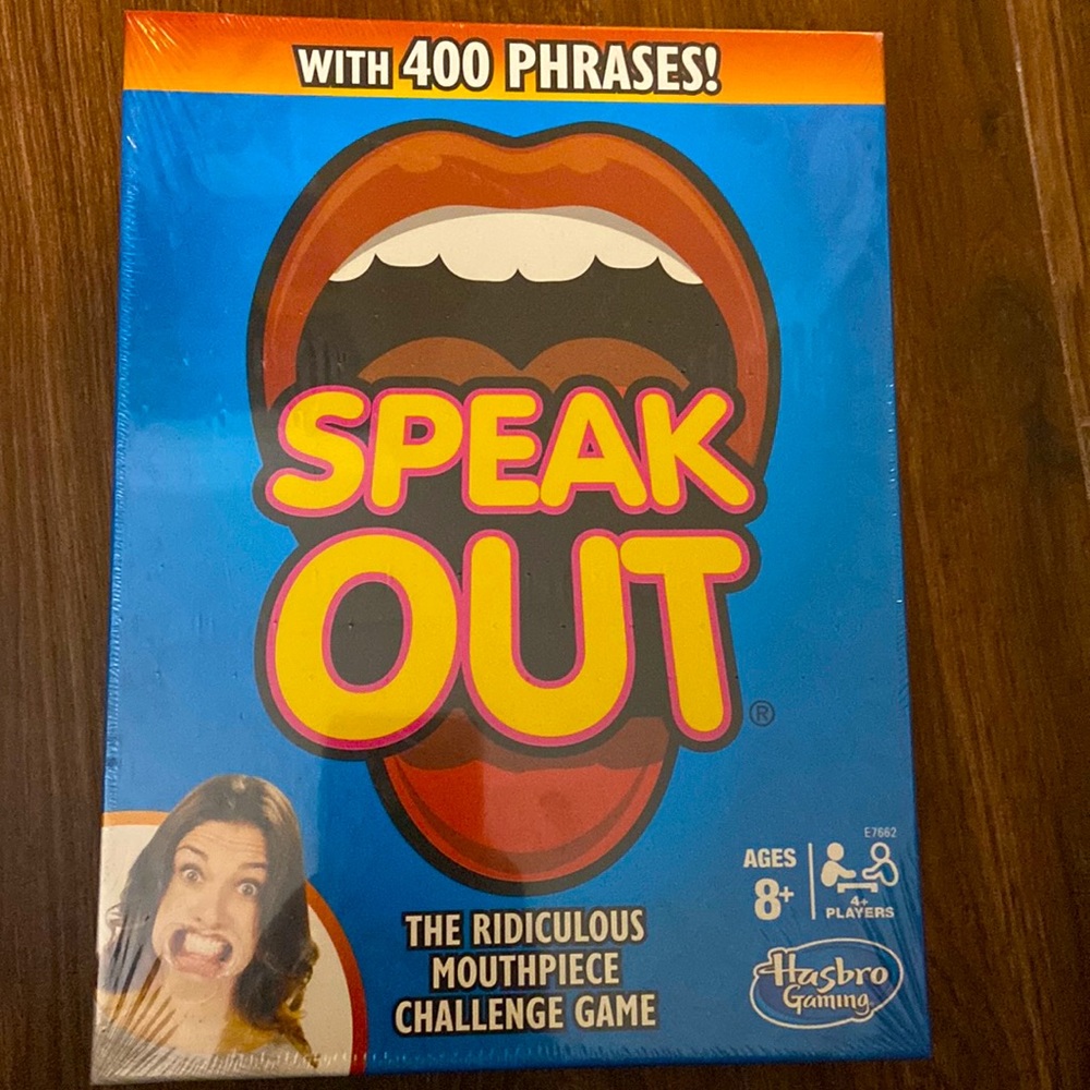 Hasbro Gaming - Speak Out